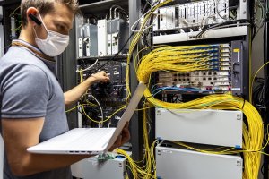 GMAO para facility management - electricista