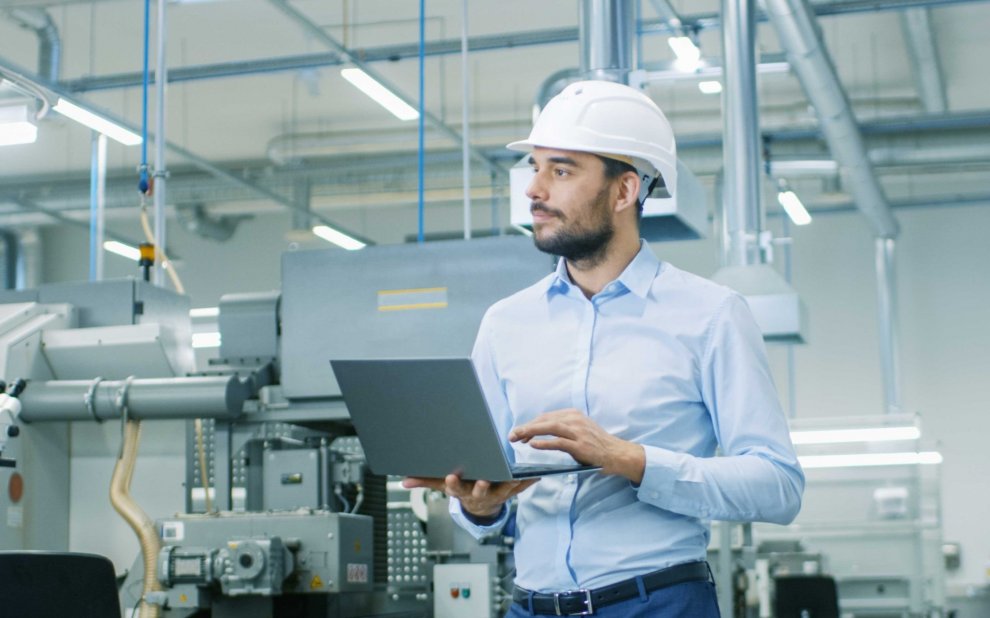 gmao para mantenimiento predictivo - casco blanco