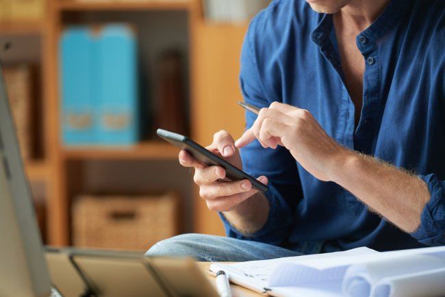 GMAO con kit digital – jefe hablando GMAO con kit digital - jefe hablando