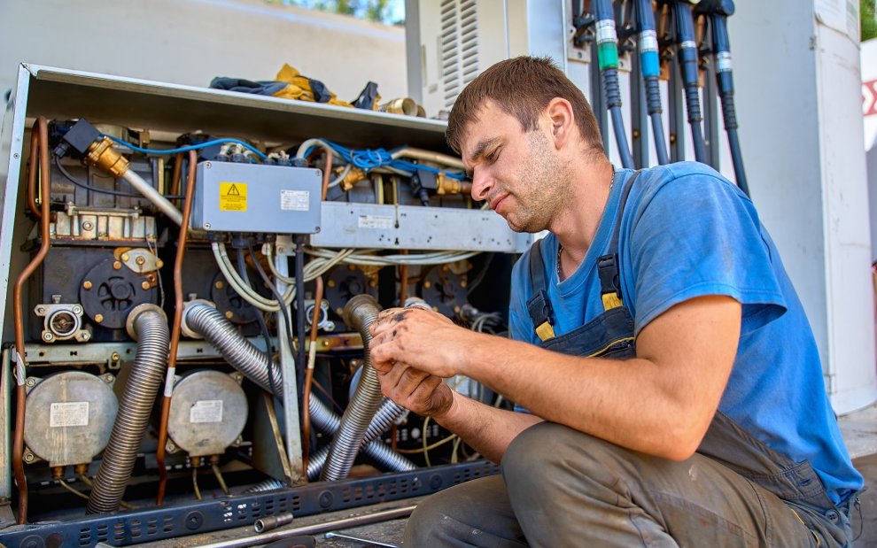 GMAO para mantenimiento de gasolineras - reparación