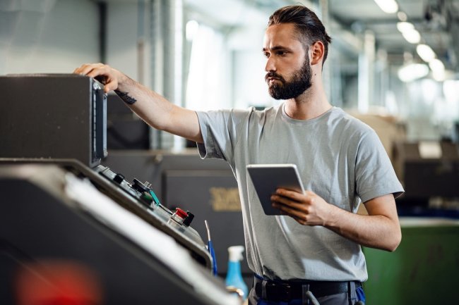 Software de mantenimiento – máquina industrial Software de mantenimiento - máquina industrial
