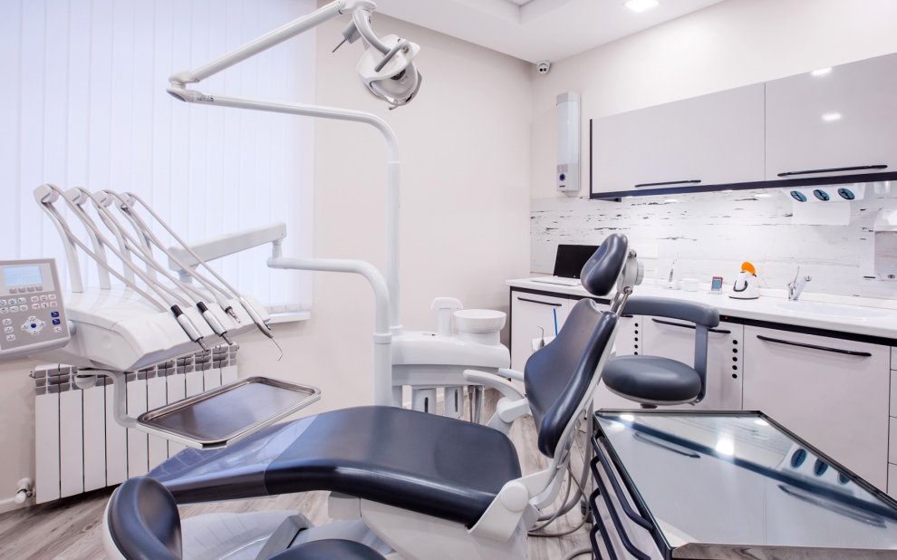 GMAO para clínicas dentales - silla dentista