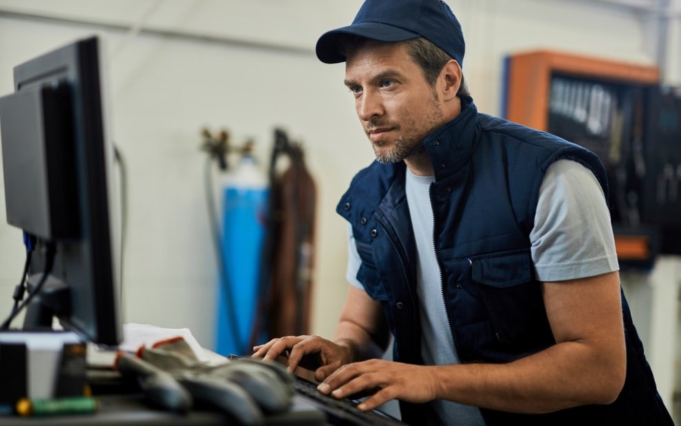 gestión de órdenes de trabajo - ordenador