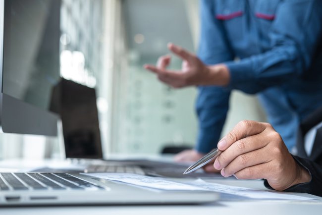 software de gestión de mantenimiento – ordenador software de gestión de mantenimiento - ordenador