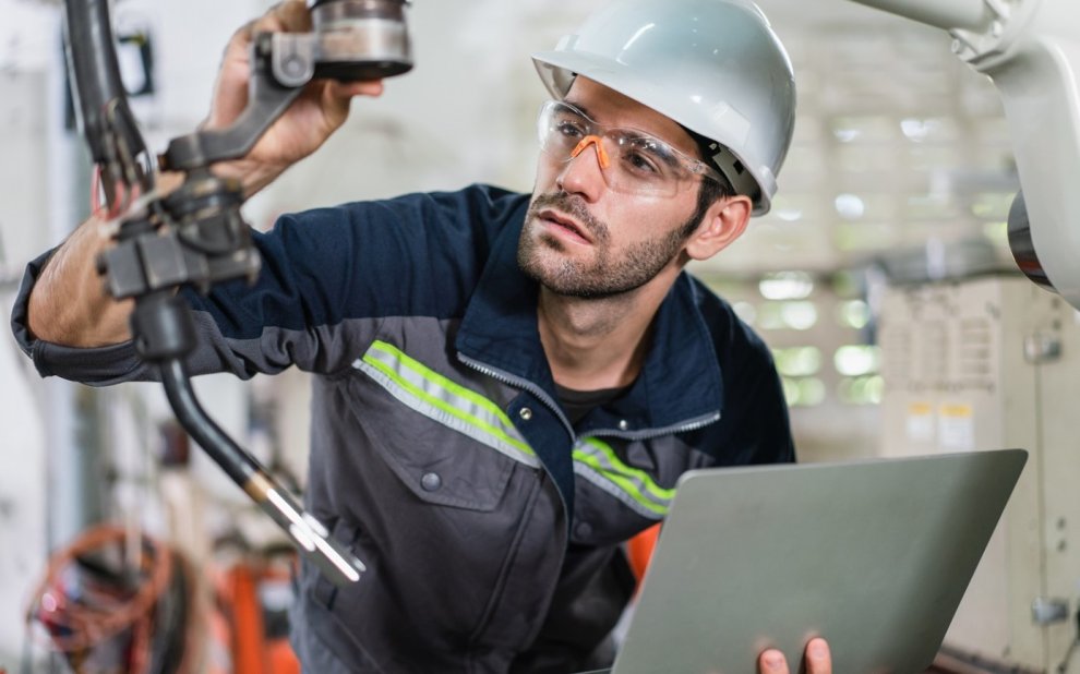 software para el mantenimiento preventivo y correctivo - revisiones