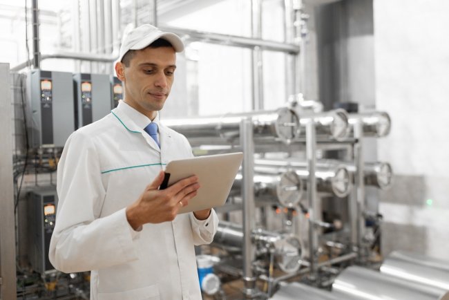 GMAO en la industria alimentaria – tablet de control GMAO en la industria alimentaria - tablet de control