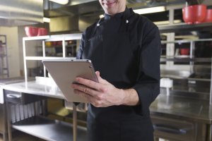 mantenimiento preventivo en hostelería - chef tablet